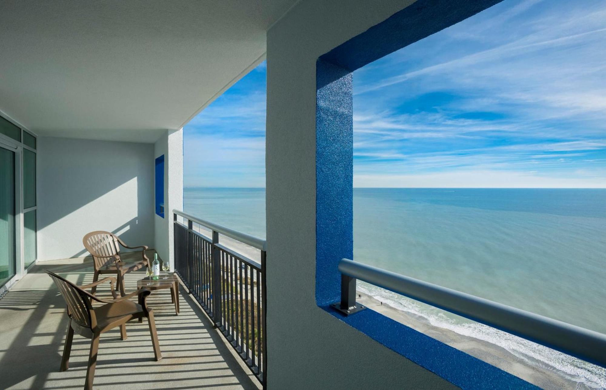 Oceanfront Two Bedroom Condo F,1600569781:JPEG